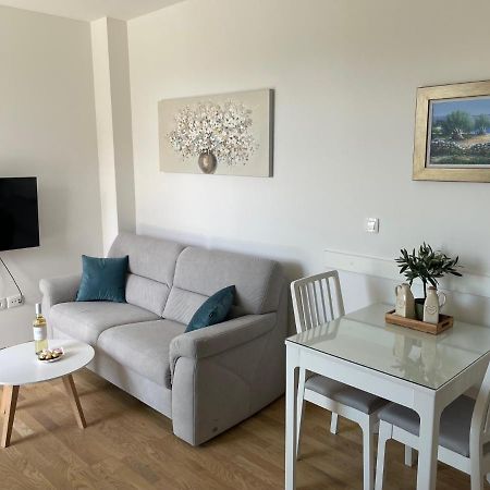 Studio Apartment Maris ポドストラナ エクステリア 写真